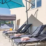 Apartamento Renata + Private Swimming Pool In *